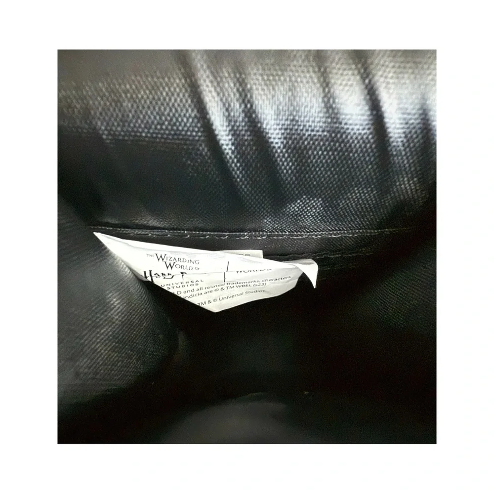 Universal Studios WizardingWorldOf HarryPotter MORSMORDRE DarkMark CrossbodyBag - Picture 9 of 11